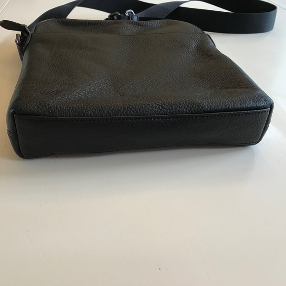 COACH BLACK HOUSTON FLIGHT BAG - Picture 10 of 12